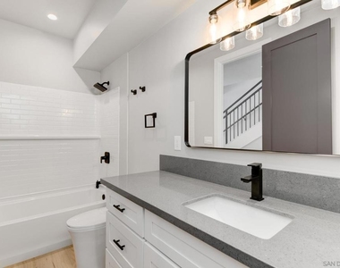 5432 Churchward - Photo Thumbnail 20