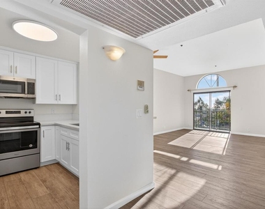 3980 Faircross Pl - Photo Thumbnail 8