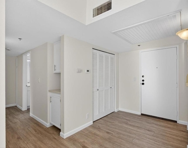 3980 Faircross Pl - Photo Thumbnail 18