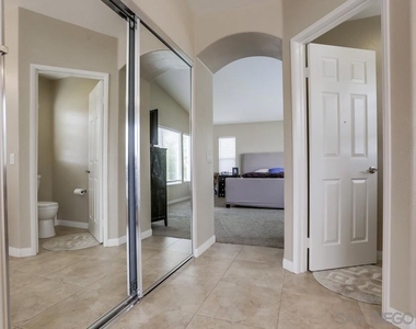 10019 Kika Ct - Photo Thumbnail 13