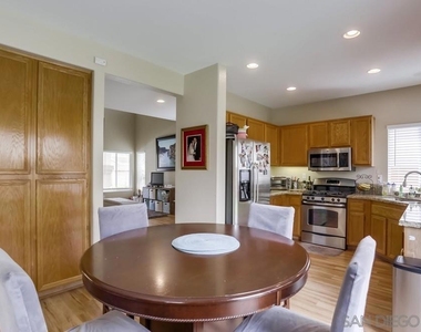 10019 Kika Ct - Photo Thumbnail 4