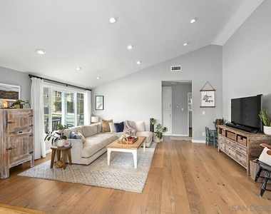 3802 Jennings Street - Photo Thumbnail 8