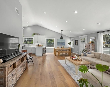 3802 Jennings Street - Photo Thumbnail 12