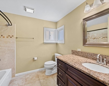 4258 Summit Dr - Photo Thumbnail 34