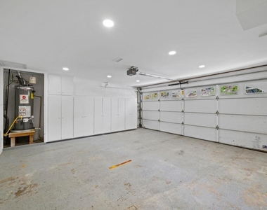 4258 Summit Dr - Photo Thumbnail 38