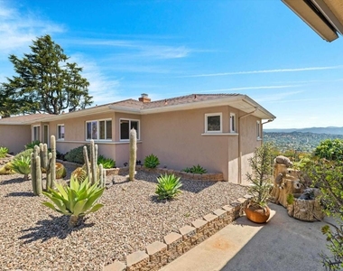 4258 Summit Dr - Photo Thumbnail 5
