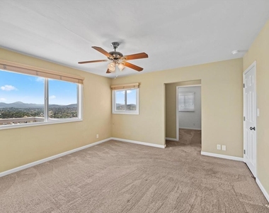 4258 Summit Dr - Photo Thumbnail 32