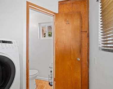 4258 Summit Dr - Photo Thumbnail 37
