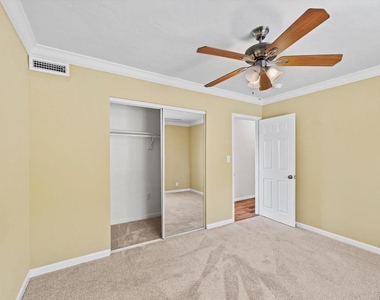 4258 Summit Dr - Photo Thumbnail 28