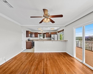 4258 Summit Dr - Photo Thumbnail 15