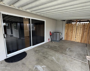 1332 Calle Crisantemo - Photo Thumbnail 14
