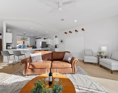 53445 Eisenhower Drive - Photo Thumbnail 17