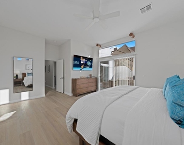 53445 Eisenhower Drive - Photo Thumbnail 24