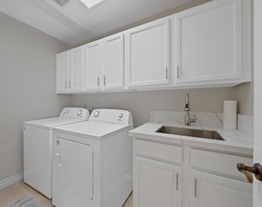 53445 Eisenhower Drive - Photo Thumbnail 27