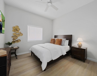 53445 Eisenhower Drive - Photo Thumbnail 19
