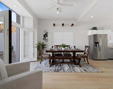 53445 Eisenhower Drive - Photo Thumbnail 6