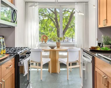 20 River Terrace - Photo Thumbnail 1