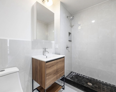 3510 Glenwood Road - Photo Thumbnail 12