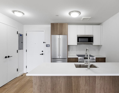 3510 Glenwood Road - Photo Thumbnail 1