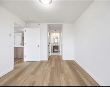3510 Glenwood Road - Photo Thumbnail 10
