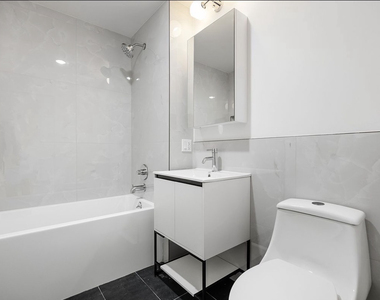 3510 Glenwood Road - Photo Thumbnail 6