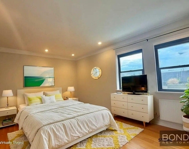 155 Riverside Drive - Photo Thumbnail 5