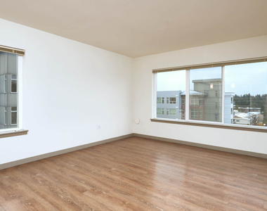 10720 5th Ave Ne - Photo Thumbnail 14