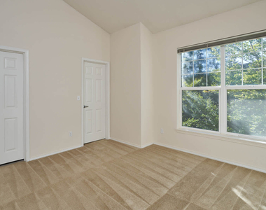 14420 North Creek Drive - Photo Thumbnail 20