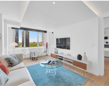 322 W 57th St - Photo Thumbnail 1