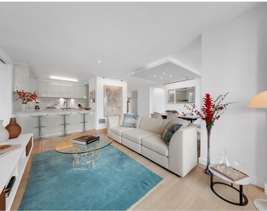 322 W 57th St - Photo Thumbnail 2