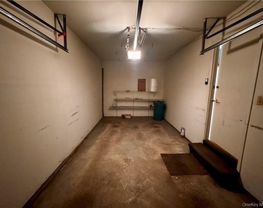 17 Rambling Brook Road - Photo Thumbnail 25