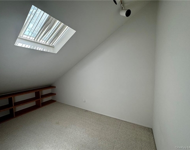 17 Rambling Brook Road - Photo Thumbnail 23