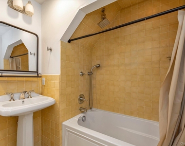 26 Latimer Court - Photo Thumbnail 13