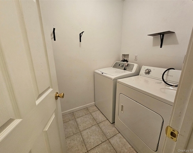 100 Boniface Drive - Photo Thumbnail 16