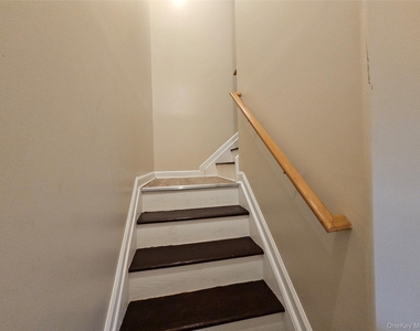 100 Boniface Drive - Photo Thumbnail 11