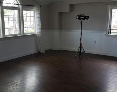 13916 Caney Lane - Photo Thumbnail 1