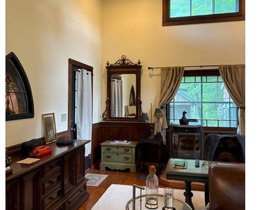 186 Taylor Road - Photo Thumbnail 7