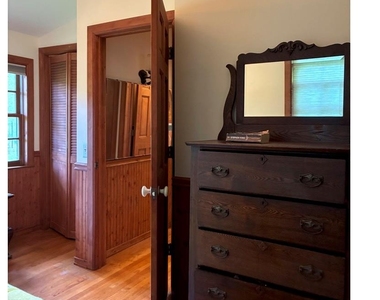 186 Taylor Road - Photo Thumbnail 11