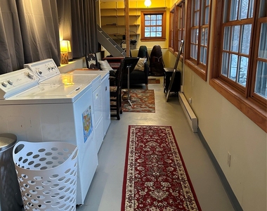186 Taylor Road - Photo Thumbnail 15