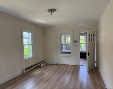 28 Sound Beach Avenue - Photo Thumbnail 3