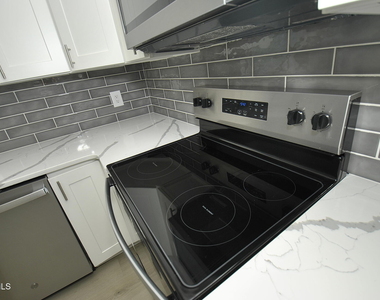 33a Ledgewood Drive - Photo Thumbnail 2