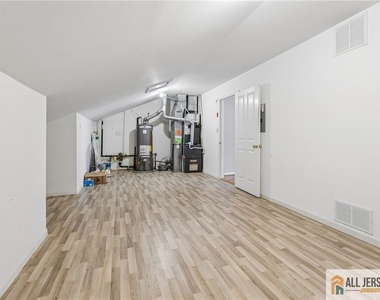 624 Brickhouse Road - Photo Thumbnail 38