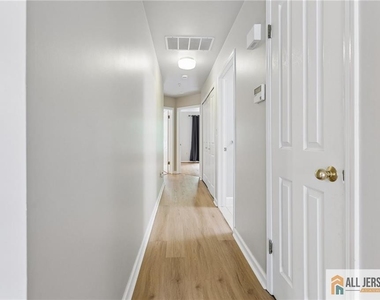 624 Brickhouse Road - Photo Thumbnail 21