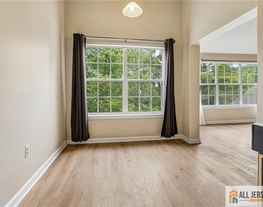 624 Brickhouse Road - Photo Thumbnail 14