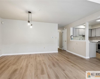 624 Brickhouse Road - Photo Thumbnail 8