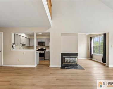 624 Brickhouse Road - Photo Thumbnail 18