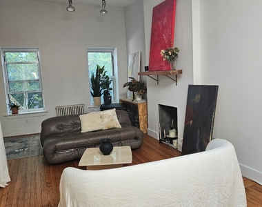 530 Court Street - Photo Thumbnail 3