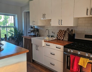 530 Court Street - Photo Thumbnail 1