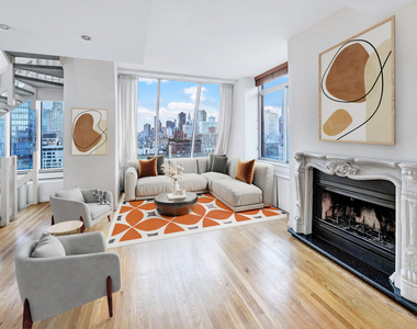 343 E 74th Street - Photo Thumbnail 2