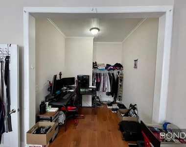 32-11 38th Avenue - Photo Thumbnail 5